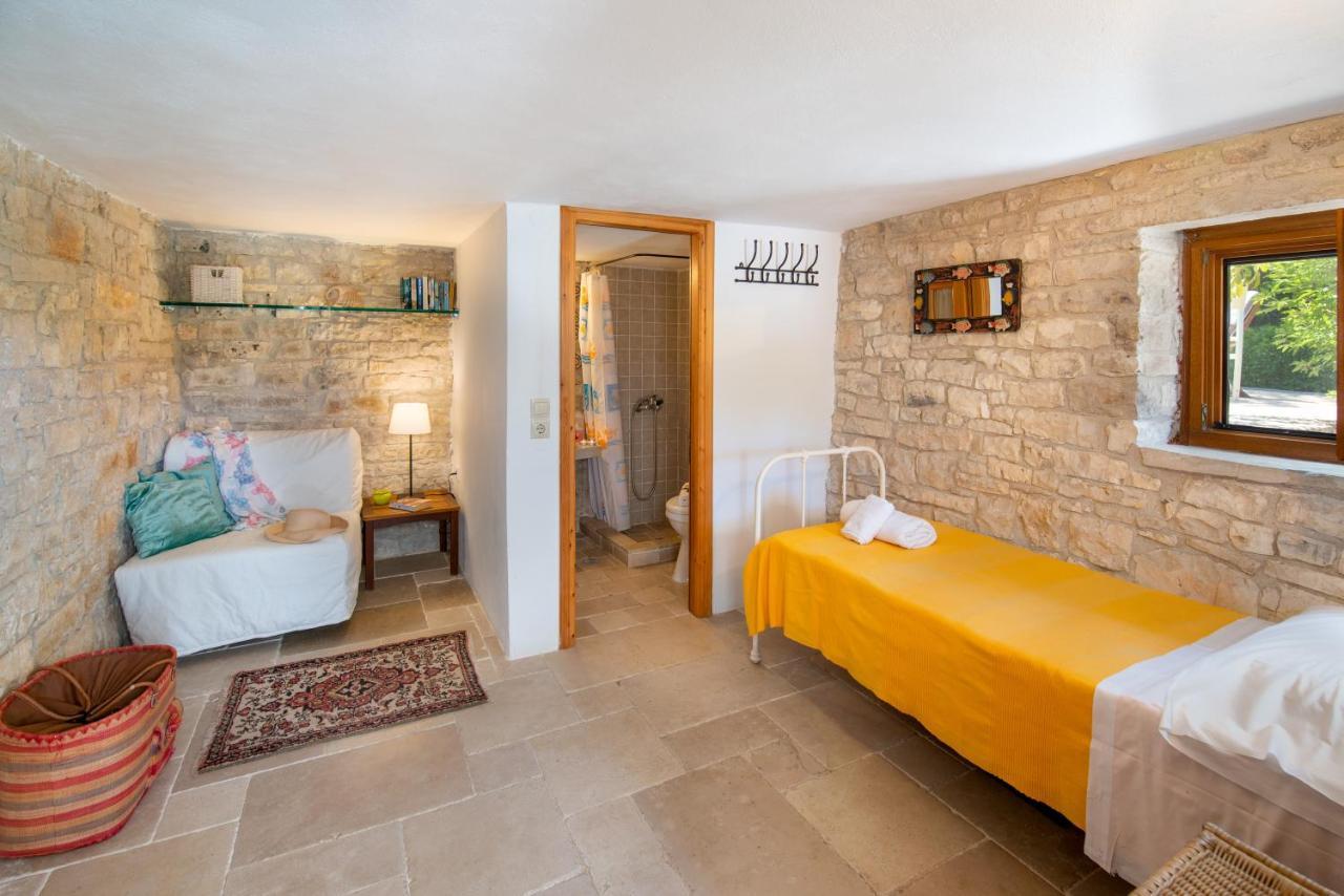 Vila Kiparissi Kourtaiika Exteriér fotografie