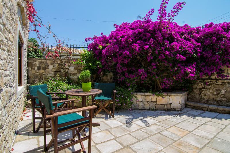 Vila Kiparissi Kourtaiika Exteriér fotografie