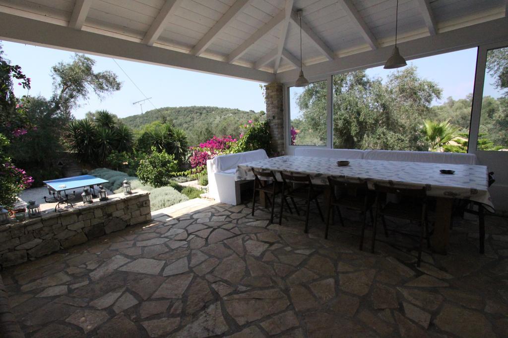 Vila Kiparissi Kourtaiika Exteriér fotografie