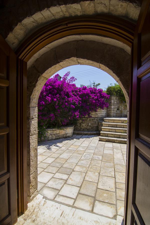 Vila Kiparissi Kourtaiika Exteriér fotografie